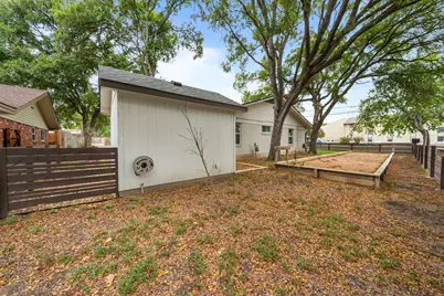 2507 Western Trails Boulevard, Austin, TX 78745 - Photo 36