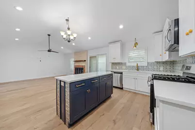 2507 Western Trails Boulevard, Austin, TX 78745 - Photo 16