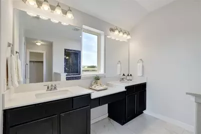 7219 Auburn Blaze Lane, Austin, TX 78744 - Photo 12