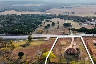 8370 Old 195, Florence, TX 76527 - Photo 26