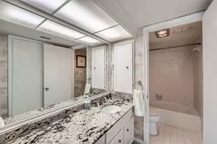 204 World of Tennis Sq, Lakeway, TX 78738 - Photo 14