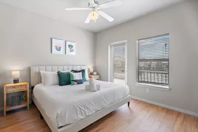 2515 Pearl #611, Austin, TX 78705 - Photo 16