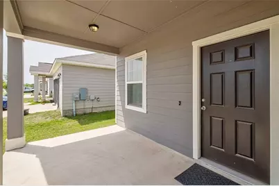 910 Bunton Reserve Boulevard, Kyle, TX 78640 - Photo 4