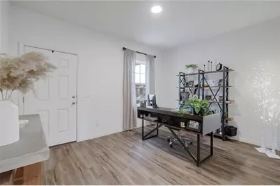 910 Bunton Reserve Boulevard, Kyle, TX 78640 - Photo 6