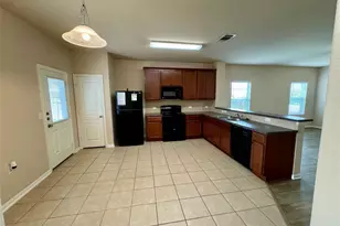 3301 Stirrat St, Pflugerville, TX 78660 - Photo 4