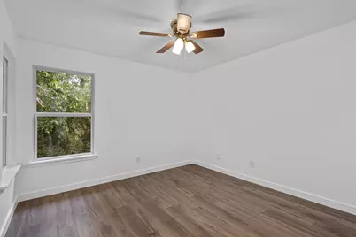 6409 Burns Street #304, Austin, TX 78752 - Photo 22