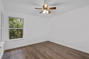 6409 Burns St, Austin, TX 78752 - Photo 22