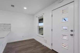 6409 Burns St, Austin, TX 78752 - Photo 8