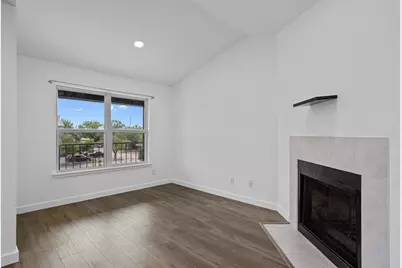 6409 Burns Street #304, Austin, TX 78752 - Photo 6