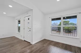 6409 Burns St, Austin, TX 78752 - Photo 4