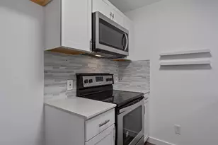 6409 Burns St, Austin, TX 78752 - Photo 12
