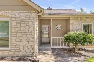 3602 Hillrock Dr, Round Rock, TX 78681 - Photo 2