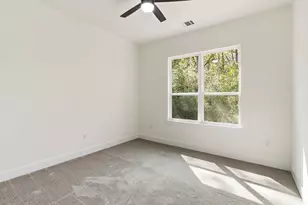 120 Anahulu Ln, Bastrop, TX 78602 - Photo 16