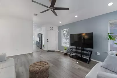 8904 Francia Trail, Austin, TX 78748 - Photo 6