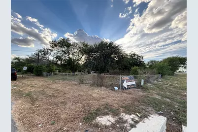 110 Leisure Village Drive, New Braunfels, TX 78130 - Photo 2