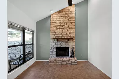 1714 Timber Brush Trail, Austin, TX 78741 - Photo 10