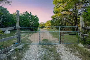 1751 Co Rd 255, Georgetown, TX 78633 - Photo 20