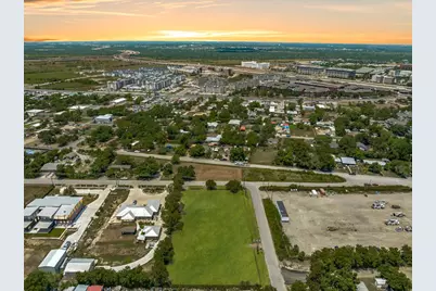 16409 Summit Drive, Austin, TX 78728 - Photo 2