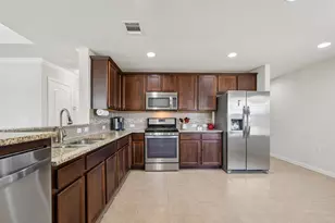 803 Hamilton Ln, Georgetown, TX 78633 - Photo 4