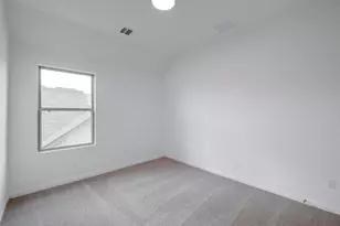 197 Hornet St, Elgin, TX 78621 - Photo 26