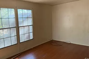 122 Pawnee Ct, Smithville, TX 78957 - Photo 6