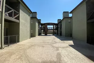 807 W 25th St, Austin, TX 78705 - Photo 22