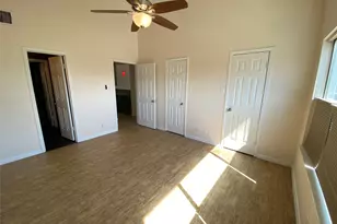 807 W 25th St, Austin, TX 78705 - Photo 6