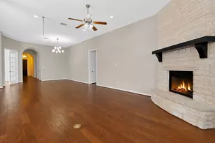 536 Caddo Lake Dr, Georgetown, TX 78628 - Photo 6