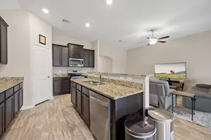 19601 Hubert R Humphrey Rd, Manor, TX 78653 - Photo 6