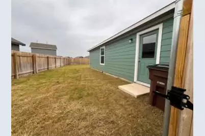 420 Halfmoon Drive, Lockhart, TX 78644 - Photo 4