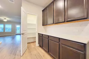 101 Outlaw Dr, Liberty Hill, TX 78642 - Photo 10