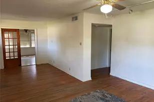 2109 Murray Ave, Rockdale, TX 76567 - Photo 8