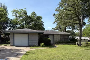 2109 Murray Ave, Rockdale, TX 76567 - Photo 2