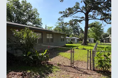 2109 Murray Avenue, Rockdale, TX 76567 - Photo 4