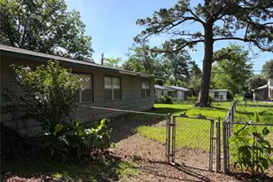 2109 Murray Ave, Rockdale, TX 76567 - Photo 4