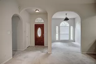 118 Kaneohe Dr, Bastrop, TX 78602 - Photo 2