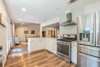 7007 West Gate Boulevard, Austin, TX 78745 - Photo 1