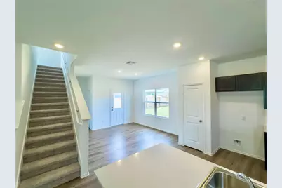230 Milliner Loop, Hutto, TX 78634 - Photo 6