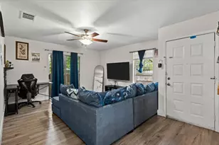 5104 Acorn Cove, Austin, TX 78744 - Photo 2