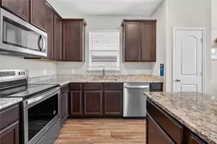 19617 Andrew Jackson St, Manor, TX 78653 - Photo 4