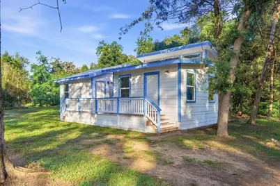 877 Yaupon Drive, Caldwell, TX 77836 - Photo 2