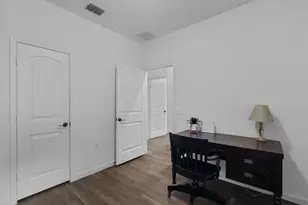 8824 Stambourne St, Austin, TX 78747 - Photo 20