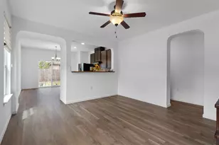 8824 Stambourne St, Austin, TX 78747 - Photo 6