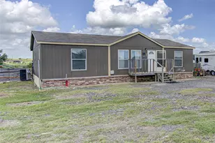 445 Rancho Linda Dr, Lockhart, TX 78644 - Photo 2