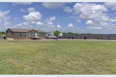 445 Rancho Linda Dr., Lockhart, TX 78644 - Photo 4