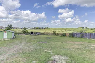 445 Rancho Linda Dr, Lockhart, TX 78644 - Photo 6