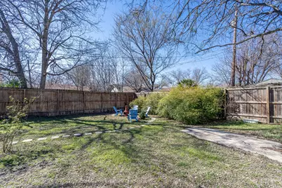 1012 W 6th Street, Taylor, TX 76574 - Photo 30