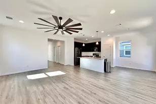 202 Pebblestream Pass, Taylor, TX 76574 - Photo 8