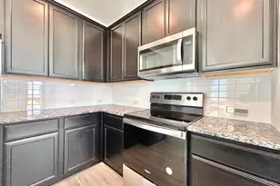 202 Pebblestream Pass, Taylor, TX 76574 - Photo 14