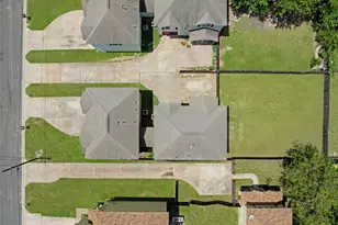 6916 Meador Ave, Austin, TX 78752 - Photo 32